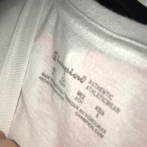 Champion Tops - Champion T-Shirt Champion Tops - Champion T-Shirt